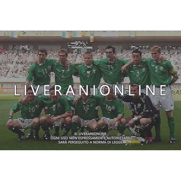 IRLANDA - CAMERUN NIIGATA (GIAPPONE) 01.06.2002 MONDIALI CALCIO 2002 NELLA FOTO LA FORMAZIONE IRLANDESE SCHIERATA AGENZIA ALDO LIVERANI SAS