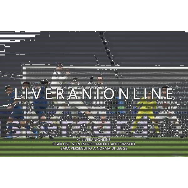 ©Alessandro Falzone/Agenzia Aldo Liverani Torino 09.03.2021 Stadio Allianz Stadium Juventus vs Porto Ritorno Ottavi di Finale Champions League 2020-2021 Nella foto : Gol di Sérgio Oliveira su punizione