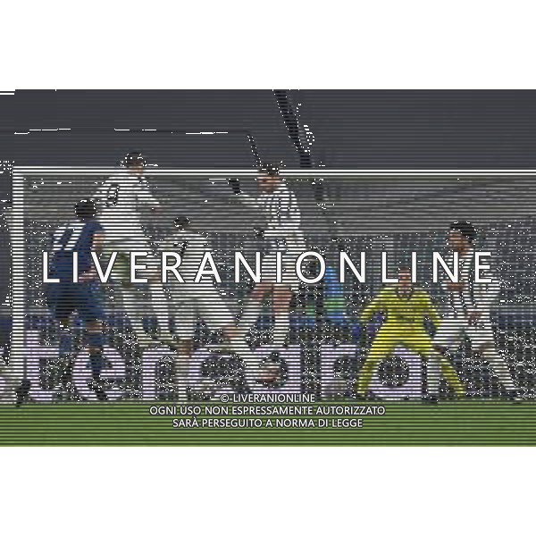 ©Alessandro Falzone/Agenzia Aldo Liverani Torino 09.03.2021 Stadio Allianz Stadium Juventus vs Porto Ritorno Ottavi di Finale Champions League 2020-2021 Nella foto : Gol di Sérgio Oliveira su punizione