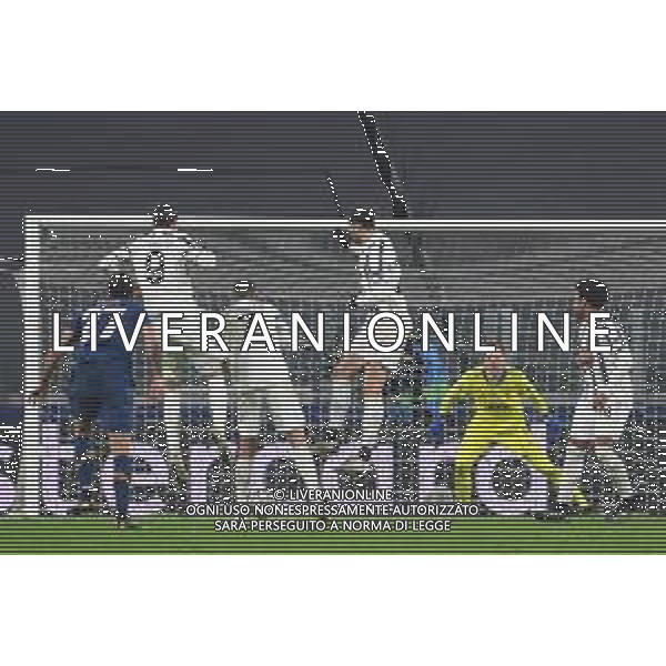 ©Alessandro Falzone/Agenzia Aldo Liverani Torino 09.03.2021 Stadio Allianz Stadium Juventus vs Porto Ritorno Ottavi di Finale Champions League 2020-2021 Nella foto : Gol di Sérgio Oliveira su punizione