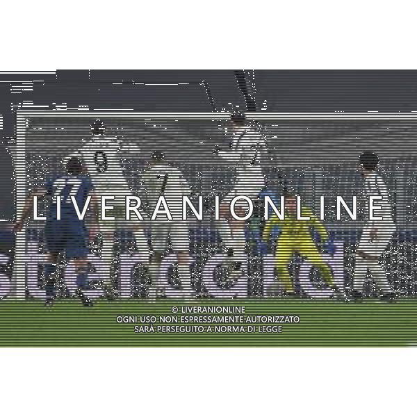©Alessandro Falzone/Agenzia Aldo Liverani Torino 09.03.2021 Stadio Allianz Stadium Juventus vs Porto Ritorno Ottavi di Finale Champions League 2020-2021 Nella foto : Gol di Sérgio Oliveira su punizione