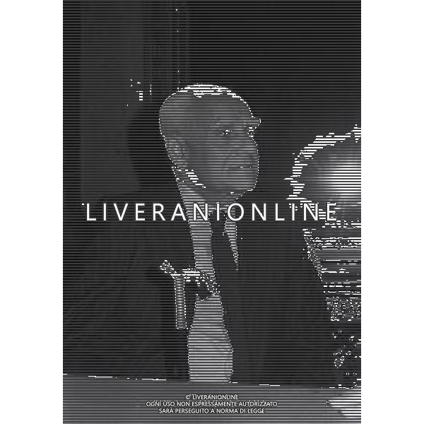 RETROSPETTIVA ALBERTO MORAVIA SCRITTORE NELLA FOTO ALBERTO MORAVIA NELL\'ANNO 1984 AL CIRCOLO DELLA STAMPA DI MILANO AG ALDO LIVERANI SAS