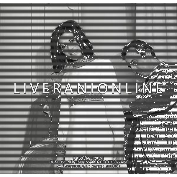 RETROSPETTIVA ROSANNA FRATELLO CANTANTE NELLA FOTO ROSANNA FRATELLO A MILANO NELL\'ANNO 1969 AG ALDO LIVERANI SAS