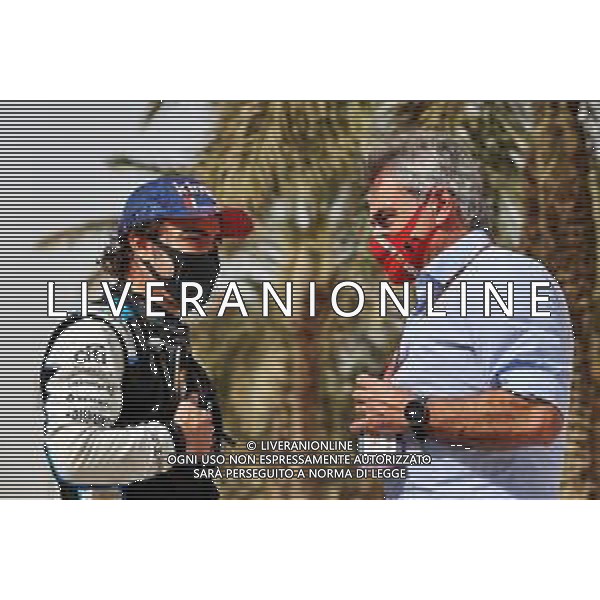 (L to R): Fernando Alonso (ESP) Alpine F1 Team with Carlos Sainz (ESP). 13.03.2021. Formula 1 Testing, Sakhir, Bahrain, Day Two. - www.xpbimages.com, EMail: requests@xpbimages.com © Copyright: Moy / XPB Images/ AGENZIA ALDO LIVERANI SAS - ITALY ONLY EDITOPRIAL USE ONLY