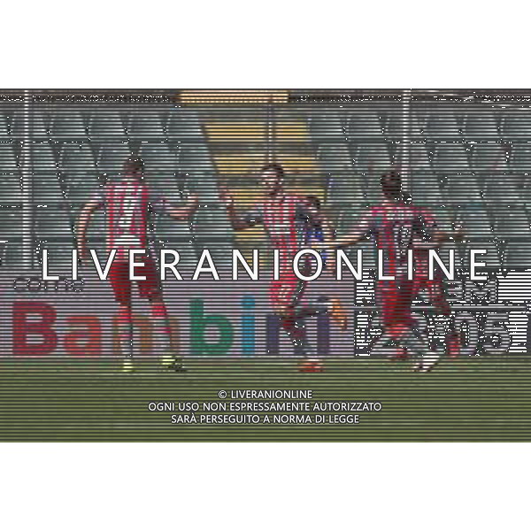 Carnabucia/LMedia - US Cremonese vs AC Reggiana - Italian Football Championship League BKT 2020/2021 13 March 2021 - Giovanni Zini stadium, cremona, Italy Photo showing: Luca Strizzolo (Cremonese) cerlebrates the goal scored @Carnabucia/LMedia/ AGENZIA ALDO LIVERANI SAS
