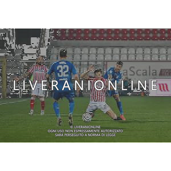 Marinil/LMedia - RL Vicenza vs Empoli FC - Italian Football Championship League BKT 2020/2021 13 March 2021 - Romeo Menti stadium, vicenza, Italy Photo showing: faul of Samuele Longo (LR Vicenza Virtus) @Marinil/LMedia AG ALDO LVERANI SAS
