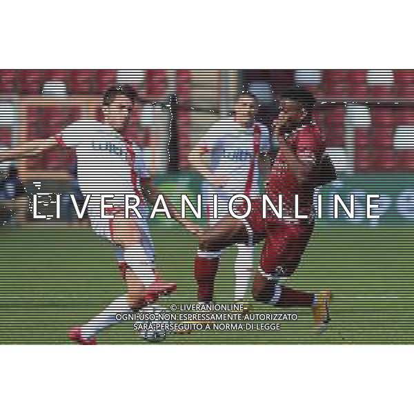 REGGINA - MONZA CAMPIONATO CALCIO SERIE BKT 13.03.2021 NELLA FOTO ORJI OKWONKWO (REGGINA) E MARIO SAMPIRISI (MONZA) ©GAREFFA PASQUALE / AGENZIA ALDO LIVERANI SAS