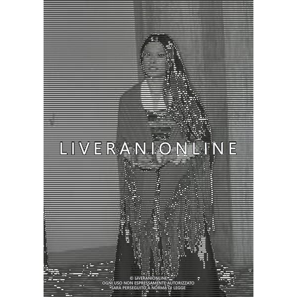 RETROSPETTIVA ROSANNA FRATELLO CANTANTE NELLA FOTO ROSANNA FRATELLO A SANREMO NELL\'ANNO 1972 AG ALDO LIVERANI SAS