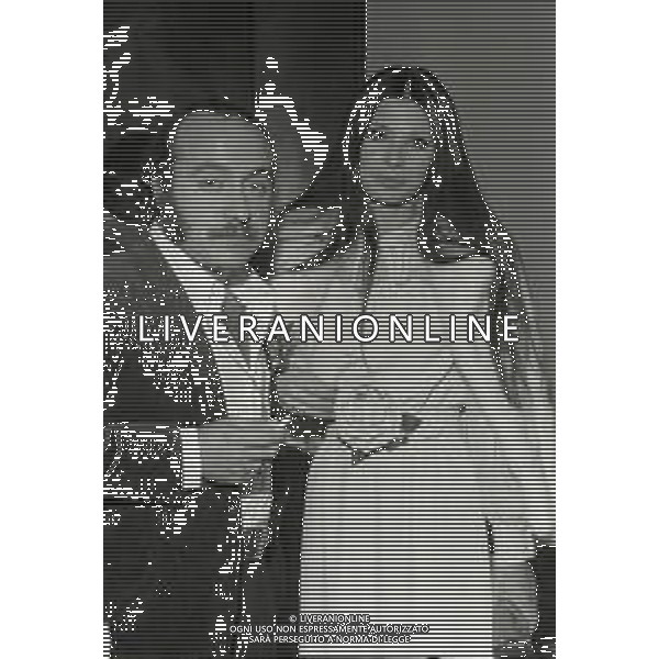 RETROSPETTIVA ROSANNA FRATELLO CANTANTE NELLA FOTO ROSANNA FRATELLO CON RICKY GIANCO A SANREMO NELL\'ANNO 1972 AG ALDO LIVERANI SAS 