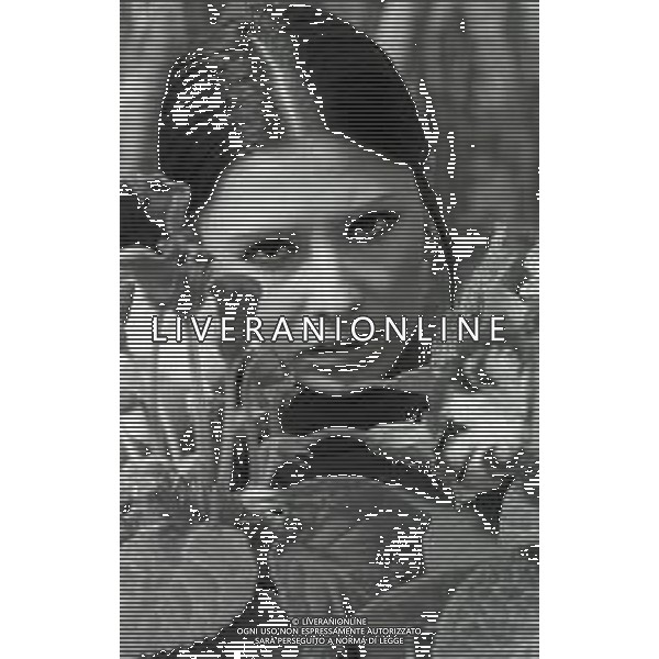 RETROSPETTIVA ROSANNA FRATELLO CANTANTE NELLA FOTO ROSANNA FRATELLO A GALLARATE ALLA SERRA IDEA VERDE NELL\'ANNO 1972 AG ALDO LIVERANI SAS