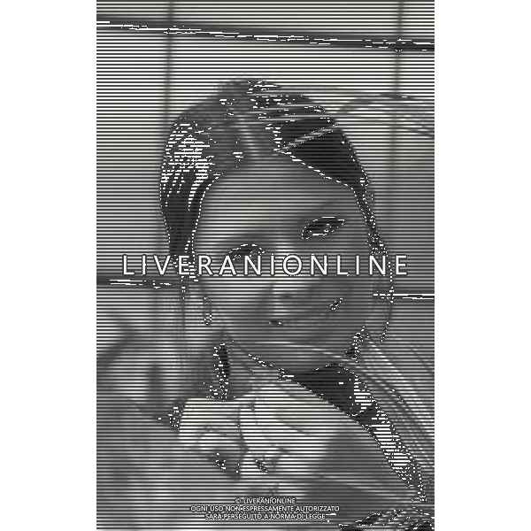 RETROSPETTIVA ROSANNA FRATELLO CANTANTE NELLA FOTO ROSANNA FRATELLO A GALLARATE ALLA SERRA IDEA VERDE NELL\'ANNO 1972 AG ALDO LIVERANI SAS