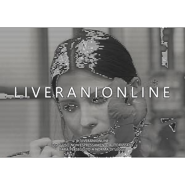 RETROSPETTIVA ROSANNA FRATELLO CANTANTE NELLA FOTO ROSANNA FRATELLO A GALLARATE ALLA SERRA IDEA VERDE NELL\'ANNO 1972 AG ALDO LIVERANI SAS