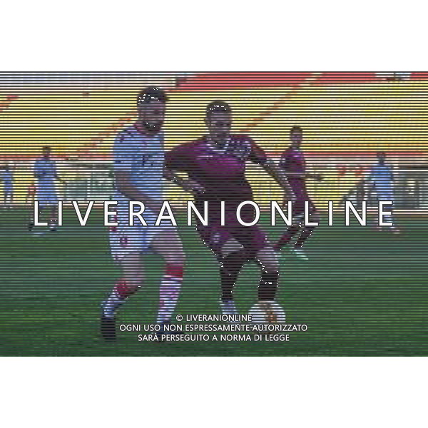 Fagiolinia/LMedia - Livorno vs Grosseto - Campionato di Calcio Serie C - Lega Pro 2020/2021 16 marzo 2021 - Stadio Armando Picchi, Livorno, Italia Nella foto: Edoardo Blondett (Livorno) controlla Elia Galligani (Grosseto) @Fagiolinia/LMedia AG ALDO LIVERANI SAS