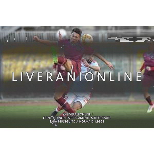 Fagiolinia/LMedia - Livorno vs Grosseto - Campionato di Calcio Serie C - Lega Pro 2020/2021 16 marzo 2021 - Stadio Armando Picchi, Livorno, Italia Nella foto: Francesco Nunziatini (Livorno) anticipa Giuseppe Sicurella (Grosseto) @Fagiolinia/LMedia AG ALDO LIVERANI SAS