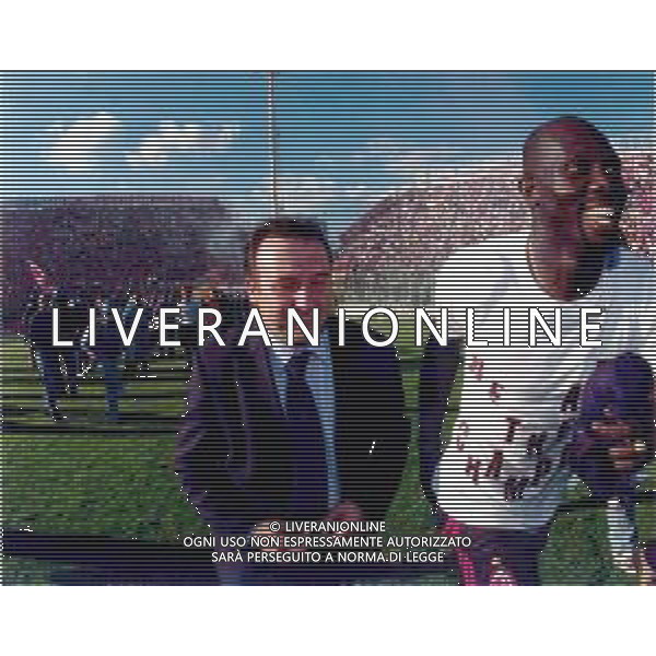23-05-1999 PERUGIA - MILAN 1-2 CAMPIONATO DI CALCIO SERIE A - VITTORIA 16mo SCUDETTO MILAN NELLA FOTO ESULTANZA DI GEORGE WEAH E ALBERTO ZACCHERONI CHE FESTEGGIANO LA VITTORIA E LA CONQUISTA DELLO SCUDETTO A FINE GARA AGENZIA ALDO LIVERANI SAS