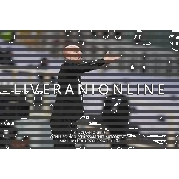 Papinia/LMedia - ACF Fiorentina vs AC Milan - Italian football Serie A match 2020/2021 21 March 2021 - Artemio Franchi stadium, florence, Italy Photo showing: Stefano Pioli coach of AC Milan gestures @Papinia/LMedia AG ALDO LIVERANI SAS