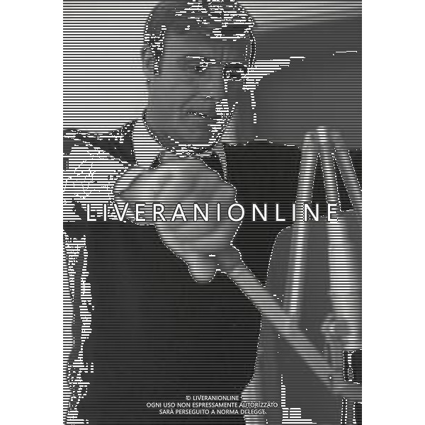 RETROSPETTIVA TITO STAGNO GIORNALISTA,TELECRONISTA SPORTIVO E CONDUTTORE TELEVISIVO NELLA FOTO TITO STAGNO A ROMA NELL\'ANNO 1966 AG ALDO LIVERANI SAS