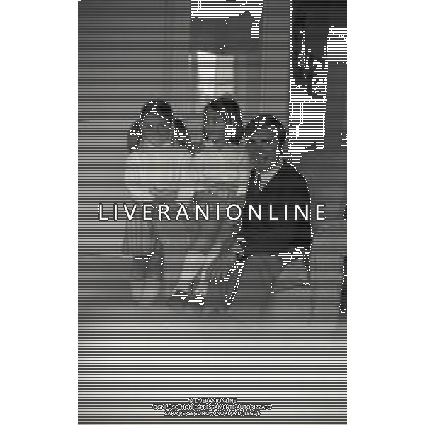 RETROSPETTIVA TITO STAGNO GIORNALISTA,TELECRONISTA SPORTIVO E CONDUTTORE TELEVISIVO NELLA FOTO TITO STAGNO A ROMA NELL\'ANNO 1966 AG ALDO LIVERANI SAS