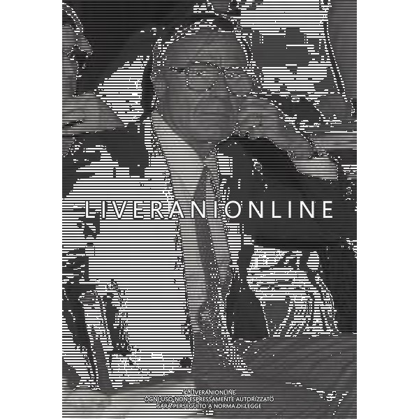 RETROSPETTIVA TITO STAGNO GIORNALISTA,TELECRONISTA SPORTIVO E CONDUTTORE TELEVISIVO NELLA FOTO TITO STAGNO A MILANO NELL\'ANNO 1982 AG ALDO LIVERANI SAS 