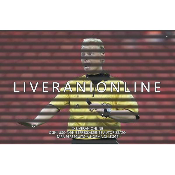 Motherwell (sco) 02/09/2005 qualificazioni europei U21 scozia-italia nella foto arbitro blom kevin (olanda) ph marc luzzani/ag aldo liverani s.a.s.