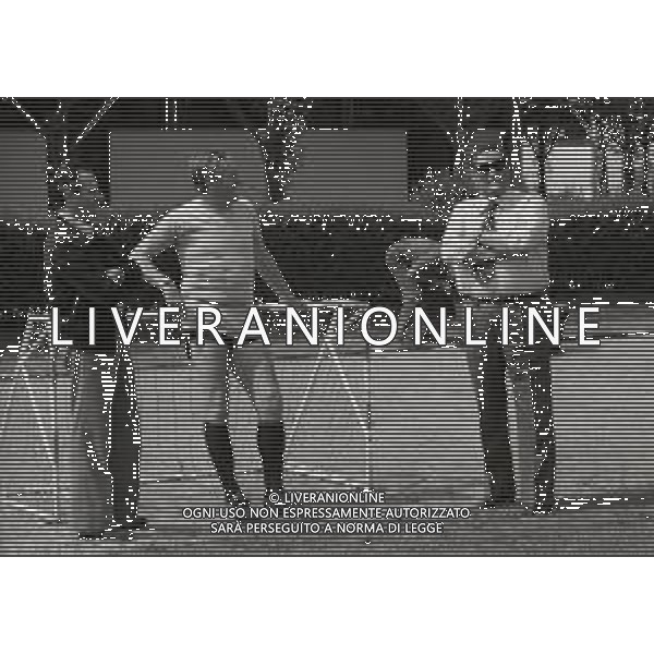 RETROSPETTIVA NILS LIEDHOLM ALLENATORE CALCIO NELLA FOTO NILS LIEDHOLM CON NEREO ROCCO A MILANELLO NELL\'ANNO 1977 AG ALDO LIVERANI SAS  