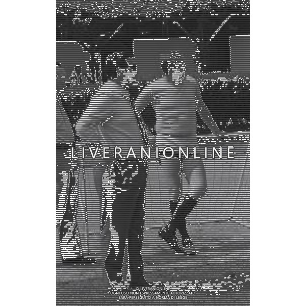 RETROSPETTIVA NILS LIEDHOLM ALLENATORE CALCIO NELLA FOTO NILS LIEDHOLM CON NEREO ROCCO A MILANELLO NELL\'ANNO 1977 AG ALDO LIVERANI SAS 
