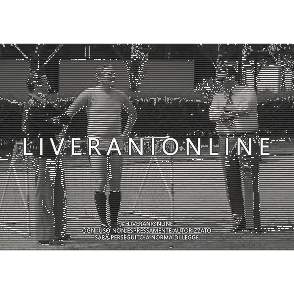 RETROSPETTIVA NILS LIEDHOLM ALLENATORE CALCIO NELLA FOTO NILS LIEDHOLM CON NEREO ROCCO A MILANELLO NELL\'ANNO 1977 AG ALDO LIVERANI SAS 