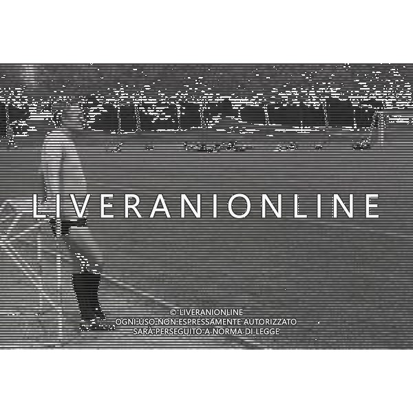 RETROSPETTIVA NILS LIEDHOLM ALLENATORE CALCIO NELLA FOTO NILS LIEDHOLM A MILANELLO NELL\'ANNO 1977 AG ALDO LIVERANI SAS 