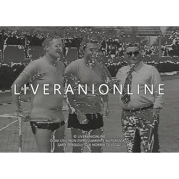 RETROSPETTIVA NILS LIEDHOLM ALLENATORE CALCIO NELLA FOTO NILS LIEDHOLM CON IL PROFESSOR ARISTIDE FACCHINI E NEREO ROCCO A MILANELLO NELL\'ANNO 1977 AG ALDO LIVERANI SAS  