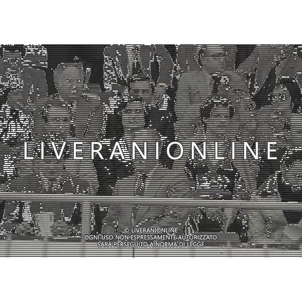 RETROSPETTIVA NILS LIEDHOLM ALLENATORE CALCIO NELLA FOTO NILS LIEDHOLM ALLENATORE ROMA NELL\'ANNO 1979-1980 CON IL FIGLIO- SANDRO VITALI-MASSIMO GIACOMINI E FABIO CAPELLO  AG ALDO LIVERANI SAS   