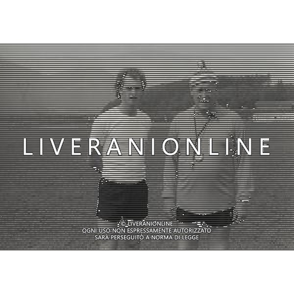 RETROSPETTIVA NILS LIEDHOLM ALLENATORE ROMA CALCIO NELLA FOTO NILS LIEDHOLM ALLENATORE ROMA CALCIO NELL\'ANNO 1983-1984 CON FALCAO PAULO ROBERTO AG ALDO LIVERANI SAS