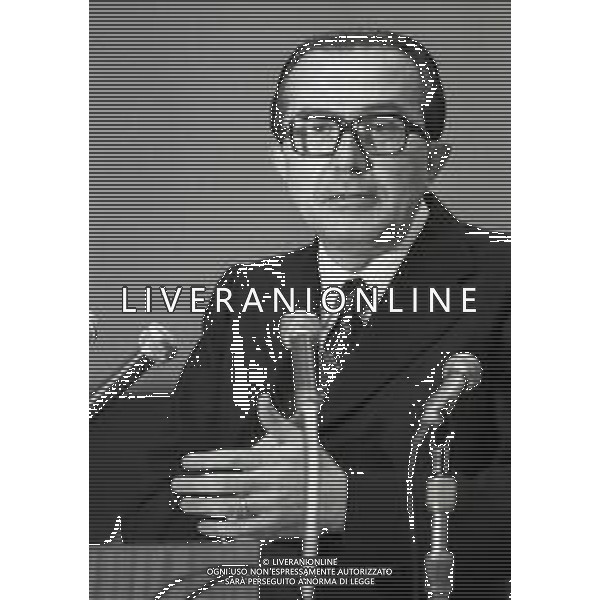 RETROSPETTIVA GIULIO ANDREOTTI POLITICO NELLA FOTO GIULIO ANDREOTTI AL CONGRESSO DELLA DEMOCRAZIA CRISTIANA NELL\'ANNO 1973 A ROMA AG ALDO LIVERANI SAS
