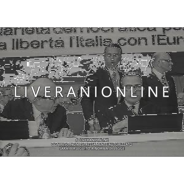 RETROSPETTIVA GIULIO ANDREOTTI POLITICO NELLA FOTO GIULIO ANDREOTTI CON SPATARO AL CONGRESSO DELLA DEMOCRAZIA CRISTIANA NELL\'ANNO 1973 A ROMA AG ALDO LIVERANI SAS
