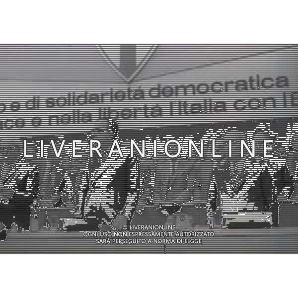 RETROSPETTIVA GIULIO ANDREOTTI POLITICO NELLA FOTO GIULIO ANDREOTTI CON AMINTORE FANFANI AL CONGRESSO DELLA DEMOCRAZIA CRISTIANA NELL\'ANNO 1973 A ROMA AG ALDO LIVERANI SAS