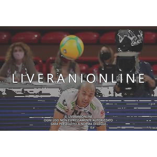 Cerquiglinio/LMedia - Sir Sicoma Monini Perugia vs Itas Trentino - Volley Champions League Men 2020/2021 24 marzo 2021 - Pala Barton, Perugia, Italia Nella foto: abdel-aziz nimir (opposto itas trentino) al servizio @Cerquiglinio/LMedia/ Agenzia ALDO LIVERANI SAS