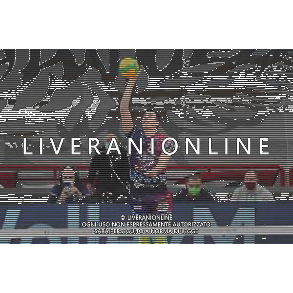 Cerquiglinio/LMedia - Sir Sicoma Monini Perugia vs Itas Trentino - Volley Champions League Men 2020/2021 24 marzo 2021 - Pala Barton, Perugia, Italia Nella foto: fabio ricci (n.2 middle-blocker sir safety conad perugia) al servizio @Cerquiglinio/LMedia/ Agenzia ALDO LIVERANI SAS