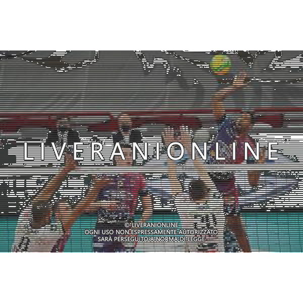 Cerquiglinio/LMedia - Sir Sicoma Monini Perugia vs Itas Trentino - Volley Champions League Men 2020/2021 24 marzo 2021 - Pala Barton, Perugia, Italia Nella foto: wilfredo leon venero (n.9 hitter spiker sir safety conad perugia) schiaccia @Cerquiglinio/LMedia/ Agenzia ALDO LIVERANI SAS