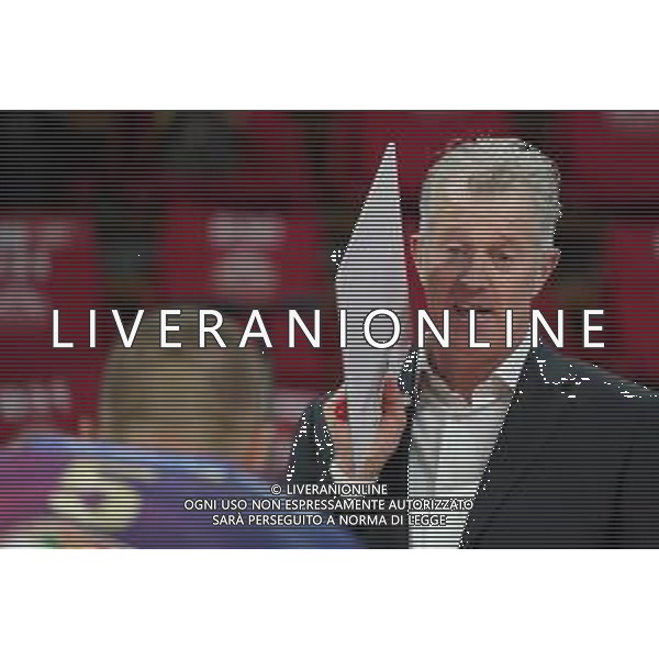 Cerquiglinio/LMedia - Sir Sicoma Monini Perugia vs Itas Trentino - Volley Champions League Men 2020/2021 24 marzo 2021 - Pala Barton, Perugia, Italia Nella foto: heynen vital (coach sir safety conad perugia) da indicazioni @Cerquiglinio/LMedia AG ALDOLIVERANI SAS