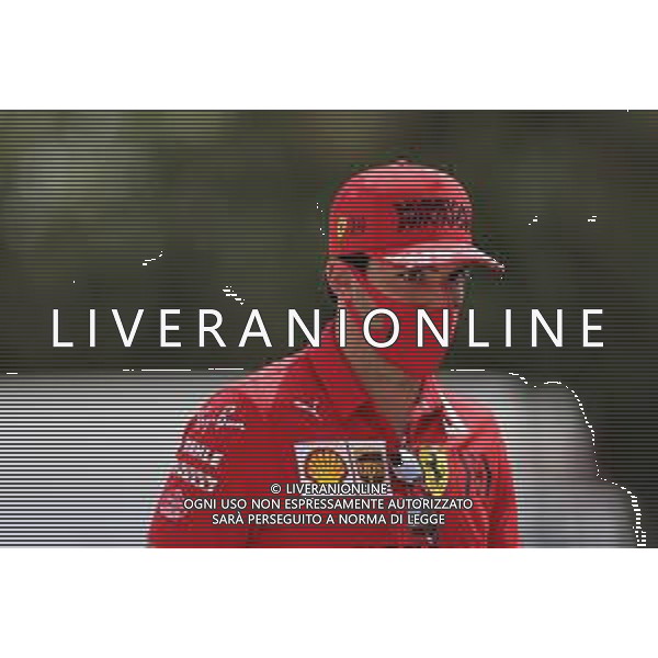 Carlos Sainz Jr (ESP), Scuderia Ferrari 25.03.2021. Formula 1 World Championship, Rd 1, Bahrain Grand Prix, Sakhir, Bahrain, Preparation Day. - www.xpbimages.com, EMail: requests@xpbimages.com ¬© Copyright: Charniaux / XPB Images/ AGENZIA ALDO LIVERANI SAS - ITALY ONLY EDITORIAL USE ONLY