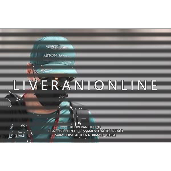Sebastian Vettel (GER), Aston Martin F1 Team 25.03.2021. Formula 1 World Championship, Rd 1, Bahrain Grand Prix, Sakhir, Bahrain, Preparation Day. - www.xpbimages.com, EMail: requests@xpbimages.com ¬© Copyright: Charniaux / XPB Images/ AGENZIA ALDO LIVERANI SAS - ITALY ONLY EDITORIAL USE ONLY