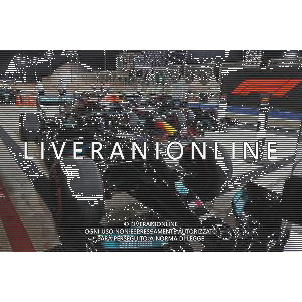 Lewis Hamilton (GBR) Mercedes AMG F1 W12; Max Verstappen (NLD) Red Bull Racing RB16B; and Valtteri Bottas (FIN) Mercedes AMG F1 W12 in qualifying parc ferme. 27.03.2021. Formula 1 World Championship, Rd 1, Bahrain Grand Prix, Sakhir, Bahrain, Qualifying Day. - www.xpbimages.com, EMail: requests@xpbimages.com © Copyright: Batchelor / XPB Images/ AGENZIA ALDO LIVERANI SAS - ITALY ONLY - EDITORIAL USE ONLY
