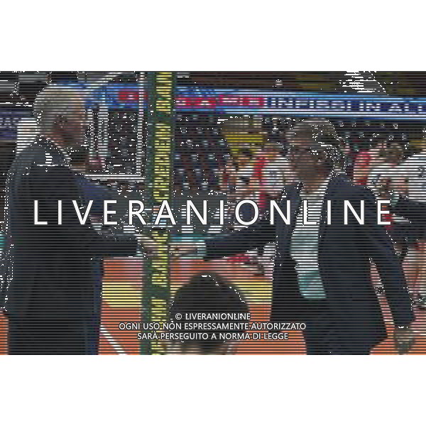 Cerquiglinio/LMedia - Playoff - Semifinali - Sir Safety Conad Perugia vs Vero Volley Monza - Campionato di Volley Superlega Serie A 2020/2021 27 marzo 2021 - Pala Barton, Perugia, Italia Nella foto: heynen vital (coach sir safety conad perugia) eccheli massimo (1¬∞ allenatore vero volley monza) si salutano prima della partita @Cerquiglinio/LMedia/ AGENZIA ALDO LIVERANI SAS