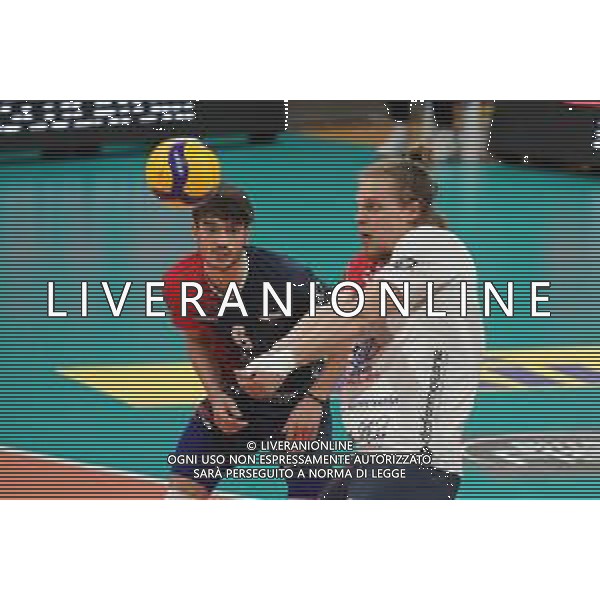 Cerquiglinio/LMedia - Playoff - Semifinali - Sir Safety Conad Perugia vs Vero Volley Monza - Campionato di Volley Superlega Serie A 2020/2021 27 marzo 2021 - Pala Barton, Perugia, Italia Nella foto: dzavoronok donovan (n.4 schiacciatore vero volley monza) in bagher @Cerquiglinio/LMedia/ AGENZIA ALDO LIVERANI SAS