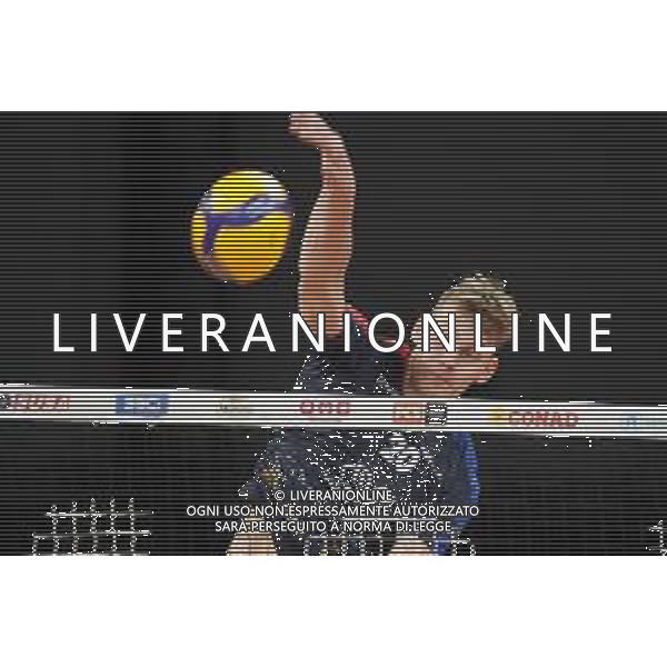 Cerquiglinio/LMedia - Playoff - Semifinali - Sir Safety Conad Perugia vs Vero Volley Monza - Campionato di Volley Superlega Serie A 2020/2021 27 marzo 2021 - Pala Barton, Perugia, Italia Nella foto: mporeba mateusz andrzej (centrale vero volley monza) @Cerquiglinio/LMedia/ AGENZIA ALDO LIVERANI SAS