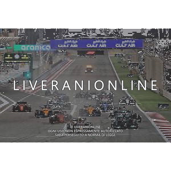 Max Verstappen (NLD) Red Bull Racing RB16B leads at the start of the race. 28.03.2021. Formula 1 World Championship, Rd 1, Bahrain Grand Prix, Sakhir, Bahrain, Race Day. - www.xpbimages.com, EMail: requests@xpbimages.com © Copyright: Batchelor / XPB Images/ AGENZIA ALDO LIVERANI SAS - ITALY ONLY EDITORIAL USE ONLY