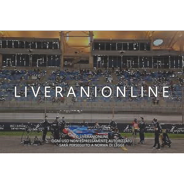 Fernando Alonso (ESP) Alpine F1 Team A521 on the grid. 28.03.2021. Formula 1 World Championship, Rd 1, Bahrain Grand Prix, Sakhir, Bahrain, Race Day. - www.xpbimages.com, EMail: requests@xpbimages.com © Copyright: Moy / XPB Images/ AGENZIA ALDO LIVERANI SAS - ITALY ONLY EDITORIAL USE ONLY