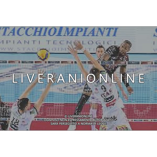 Bartomeolio/LMedia - Playoff - Semifinali - Cucine Lube Civitanova vs Itas Trentino - Campionato di Volley Superlega Serie A 2020/2021 28 marzo 2021 - Eurosuole Forum, Civitanova Marche, Italia Nella foto: Schiacciata Yoandy Leal #9 (Cucine Lube Civitanova) @Bartomeolio/LMedia AG ALDO LIVERANI SAS