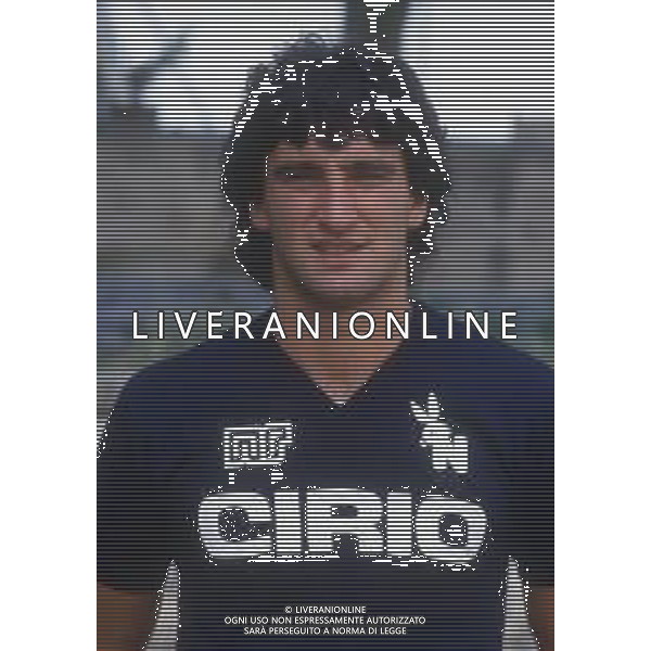 RETROSPETTIVA ROBERTO AMODIO CALCIATORE NELLA FOTO ROBERTO AMODIO CON LA MAGLIA DEL NAPOLI CALCIO AG ALDO LIVERANI SAS 