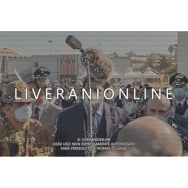 1-4-2021. Il Generale Francesco Paolo Figliuolo, commissario straordinario attuazione e coordinamento misure per il contenimento e contrasto dell\'emergenza epidemiologica COVID-19.e Fabrizio Curcio, capo della Protezione Civile Italiana, si recano a Cagliari in Sardegna, per valutare situazione Covid e vaccini. Visitano il centro vaccinazioni Covid-19, sito presso la Fiera Campionaria della Sardegna in Cagliari. Salvatore Moi/Aldo Liverani sas. Nella foto: da sinistra a destra: Generale Francesco Paolo Figliuolo, commissario straordinario attuazione e coordinamento misure per il contenimento e contrasto dell\'emergenza epidemiologica COVID-19, Cristian Solinas governatore Sardegna, Fabrizio Curcio capo Protezione Civile italiana. FOTO SALVATORE MOI-AG ALDO LIVERANI SAS