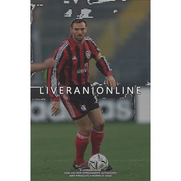 BAYER LEVERKUSEN CALCIO 2002 nella foto JENS NOWOTNY CALCIATORE Agenzia aldo liverani sas